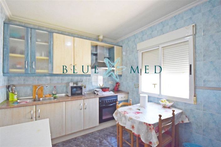 Image No.25-7 Bed Country House for sale