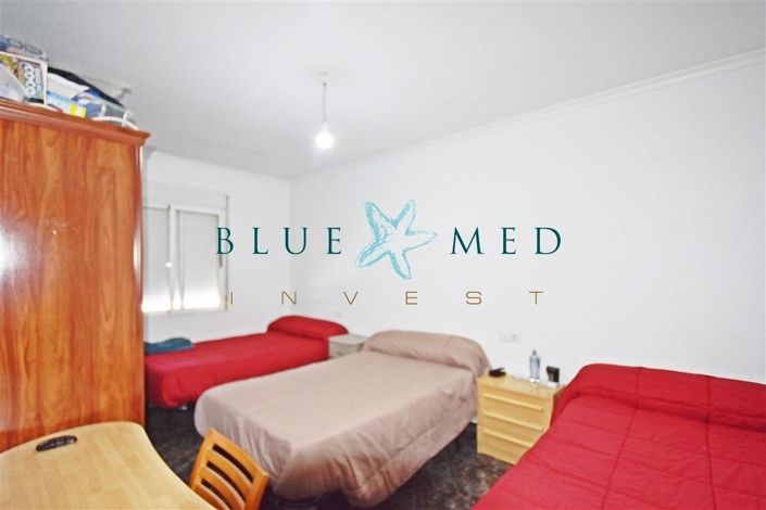 Image No.27-7 Bed Country House for sale