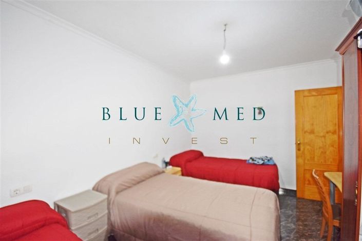 Image No.28-7 Bed Country House for sale