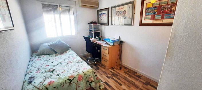 Image No.15-2 Bed House for sale