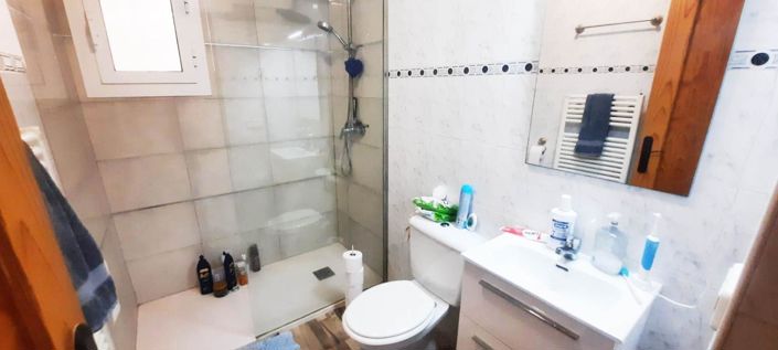 Image No.17-2 Bed House for sale