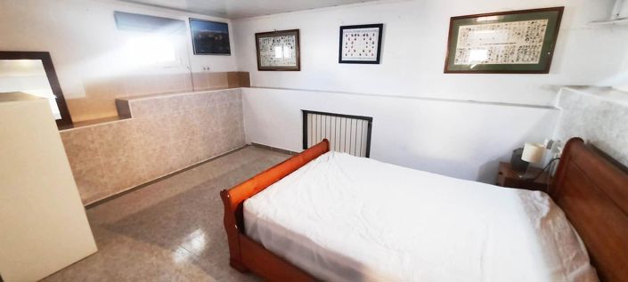 Image No.26-2 Bed House for sale