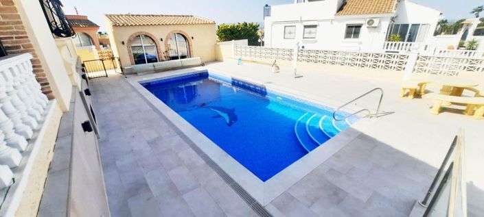 Image No.28-2 Bed House for sale