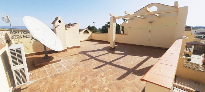 Image No.38-2 Bed House for sale