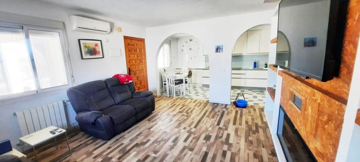 Image No.7-2 Bed House for sale