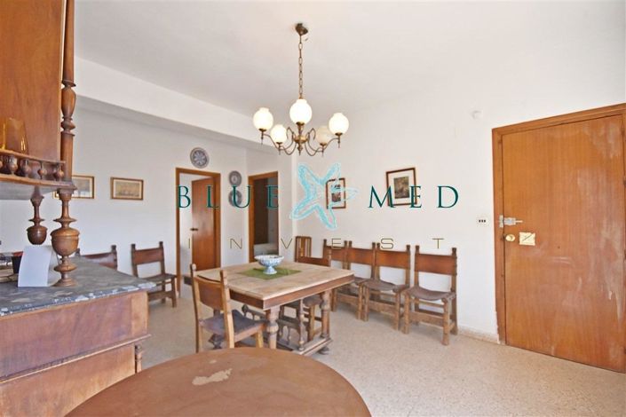Image No.4-5 Bed Flat for sale