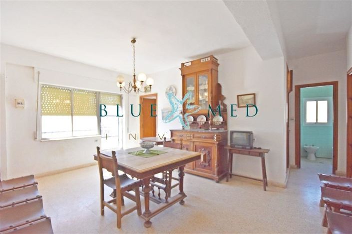 Image No.5-5 Bed Flat for sale