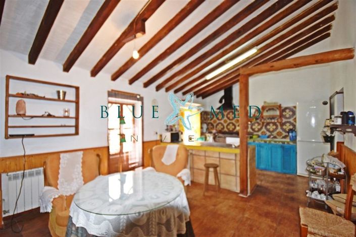 Image No.10-4 Bed Country House for sale