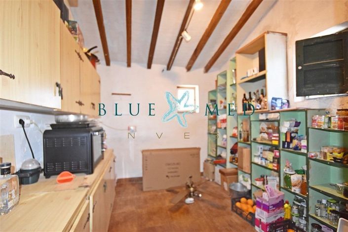 Image No.11-4 Bed Country House for sale