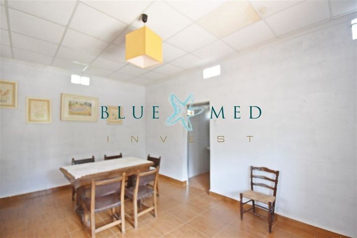 Image No.33-4 Bed Country House for sale