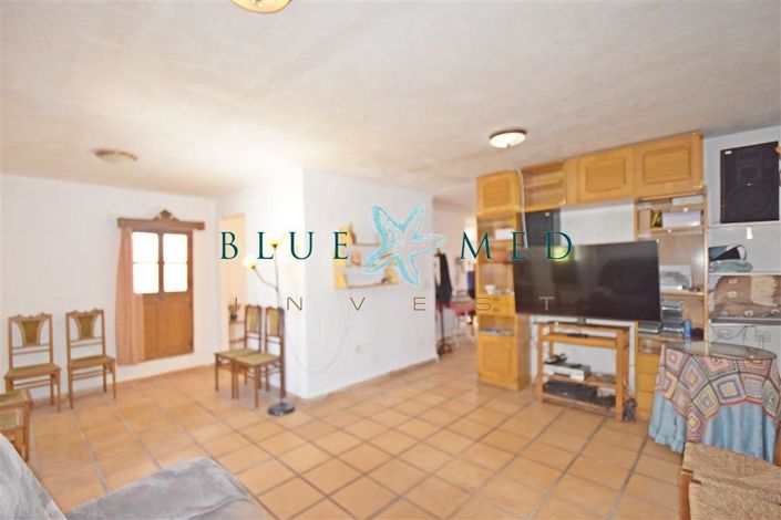 Image No.4-4 Bed Country House for sale