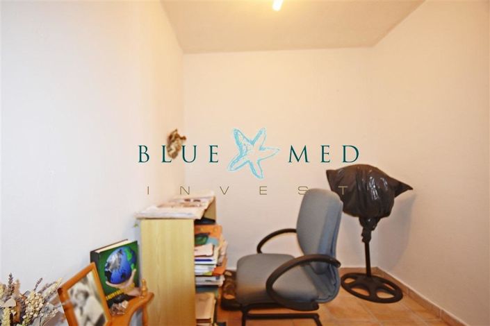 Image No.6-4 Bed Country House for sale