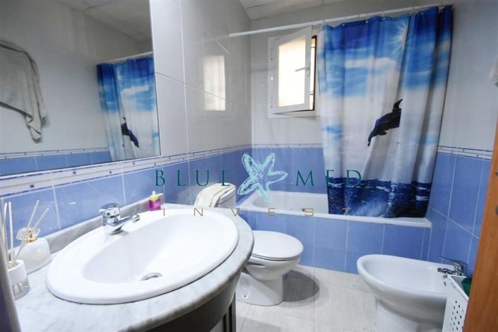 Image No.20-7 Bed Villa for sale