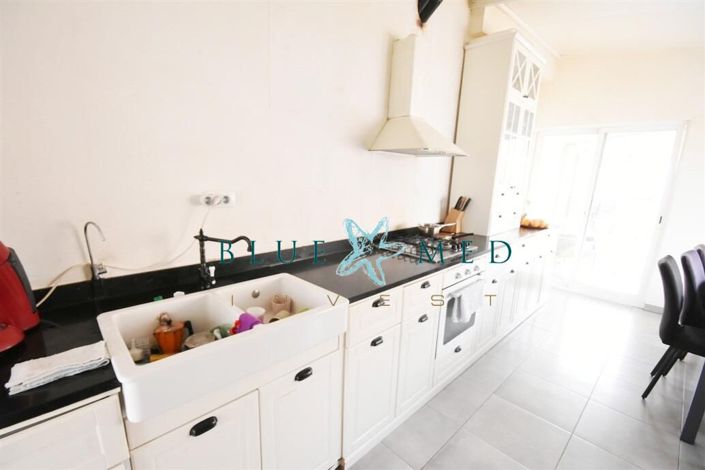 Image No.32-7 Bed Villa for sale