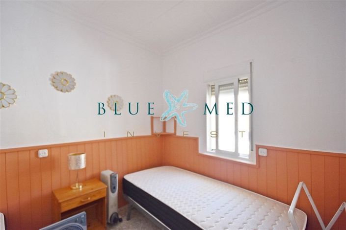 Image No.10-3 Bed House for sale