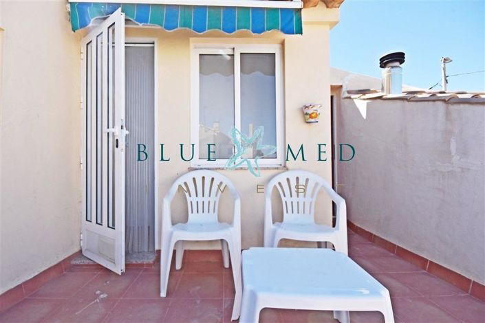 Image No.18-3 Bed House for sale