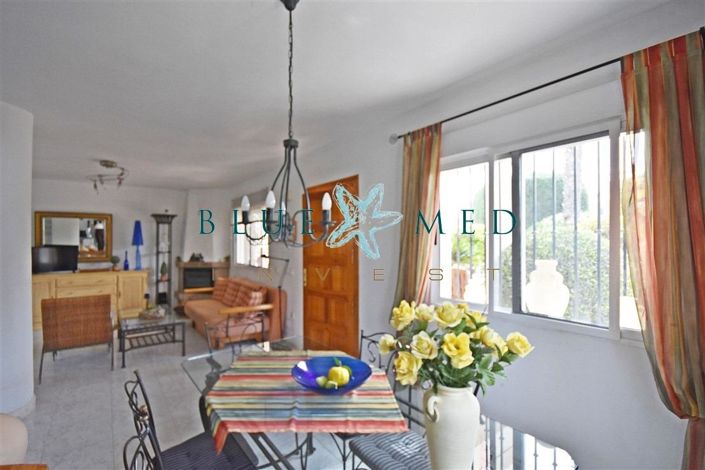 Image No.12-2 Bed Villa for sale
