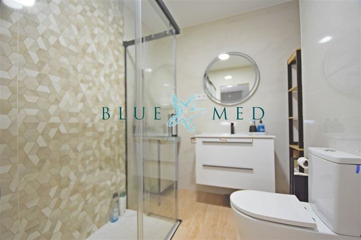 Image No.14-4 Bed Flat for sale