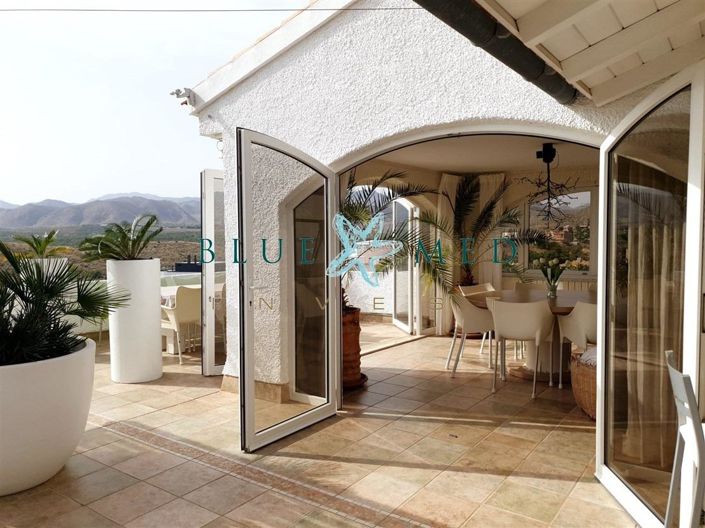Image No.8-5 Bed Villa for sale