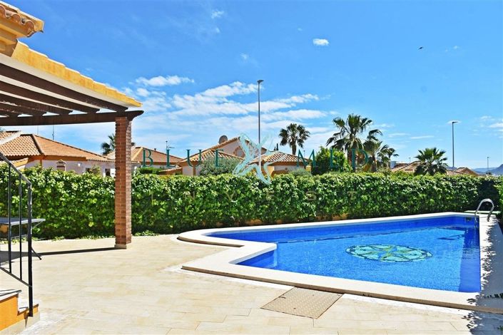 Image No.2-3 Bed Villa for sale