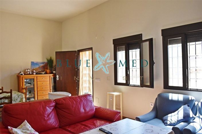 Image No.8-4 Bed Country House for sale