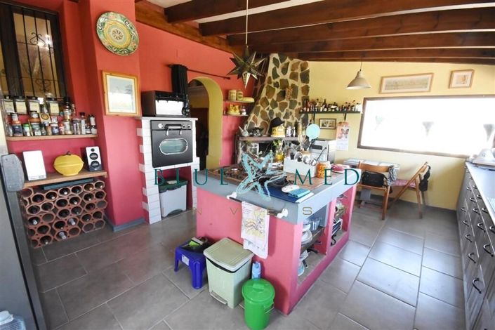 Image No.10-3 Bed Country House for sale