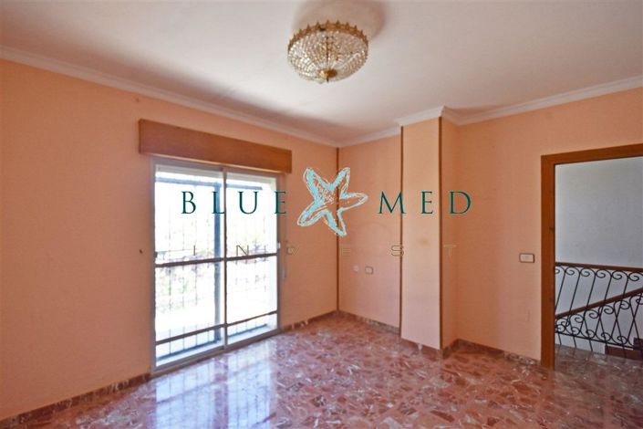 Image No.14-5 Bed Villa for sale