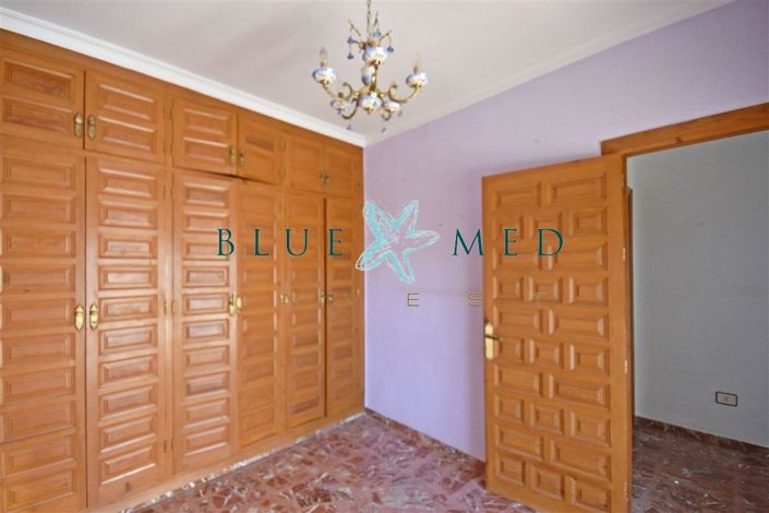 Image No.16-5 Bed Villa for sale
