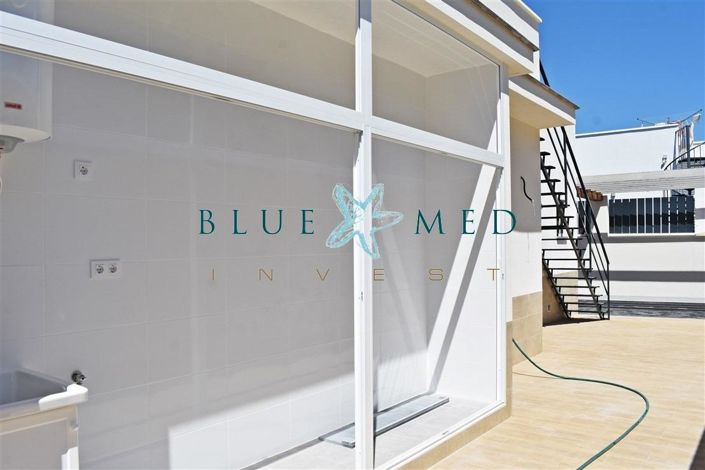 Image No.18-3 Bed Villa for sale