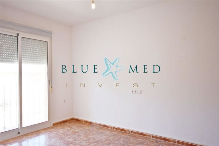 Image No.16-3 Bed Property for sale