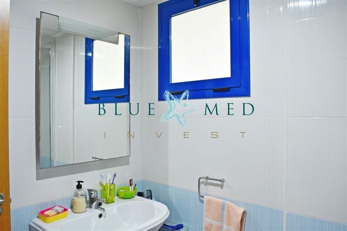Image No.20-2 Bed Apartment for sale