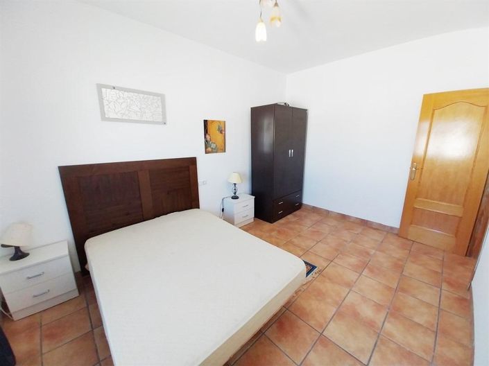 Image No.20-2 Bed Country House for sale