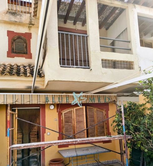 Image No.2-4 Bed Property for sale