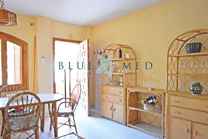 Image No.6-4 Bed Property for sale