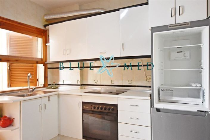 Image No.7-4 Bed Property for sale