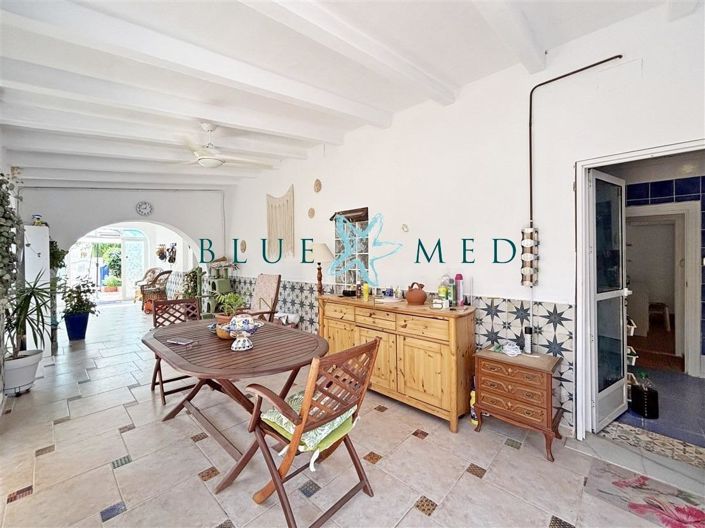 Image No.5-3 Bed Villa for sale