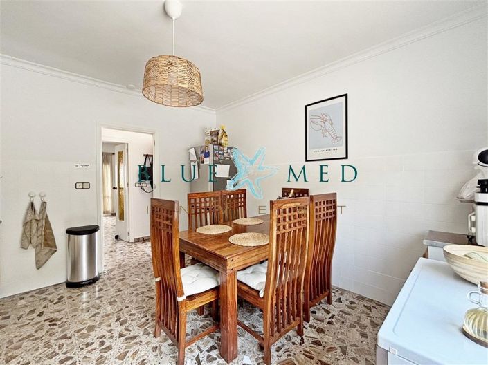 Image No.19-6 Bed Country House for sale