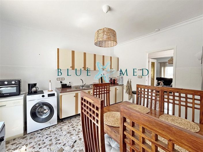 Image No.20-6 Bed Country House for sale
