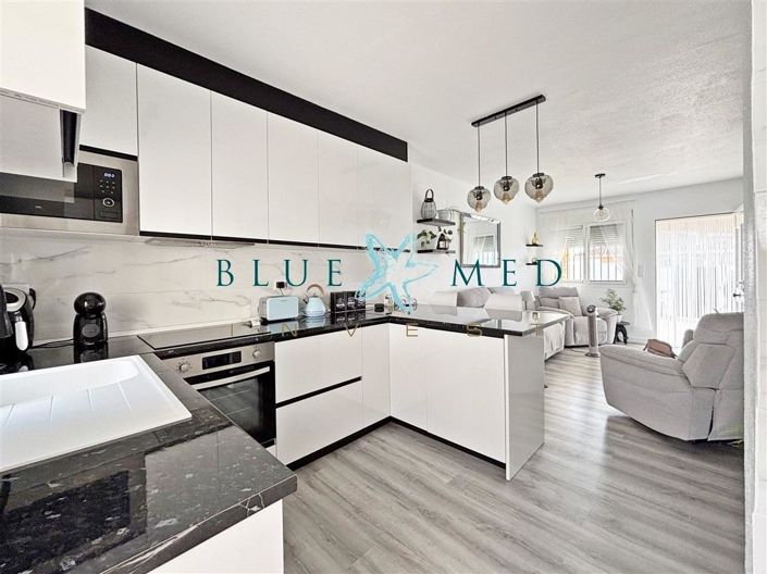 Image No.12-2 Bed House for sale