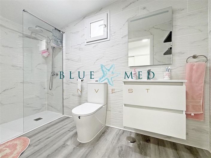 Image No.19-2 Bed House for sale