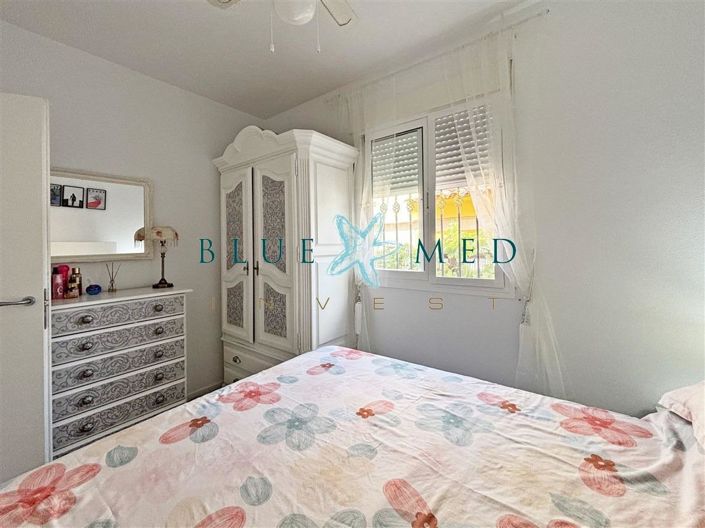 Image No.21-2 Bed House for sale