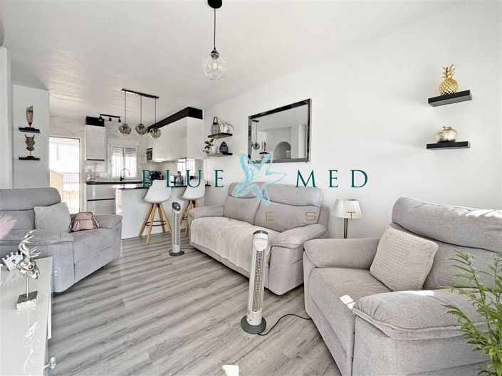 Image No.6-2 Bed House for sale