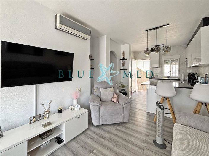 Image No.7-2 Bed House for sale