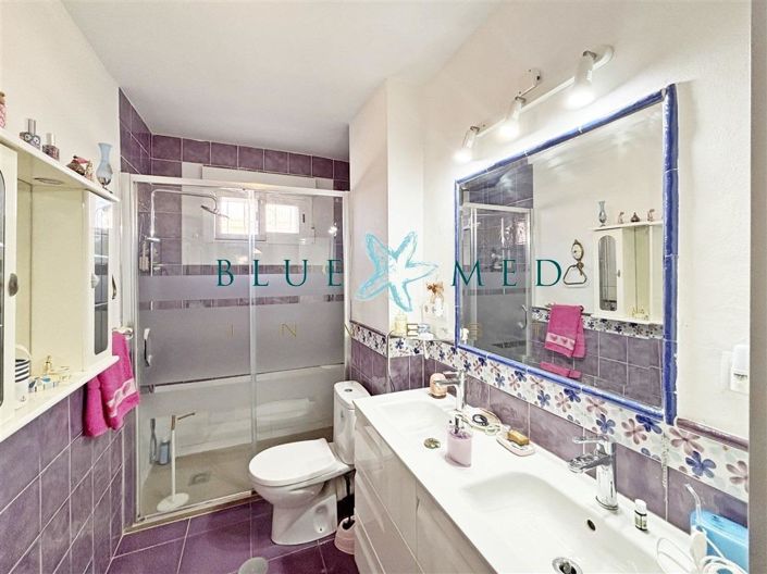 Image No.19-3 Bed Flat for sale