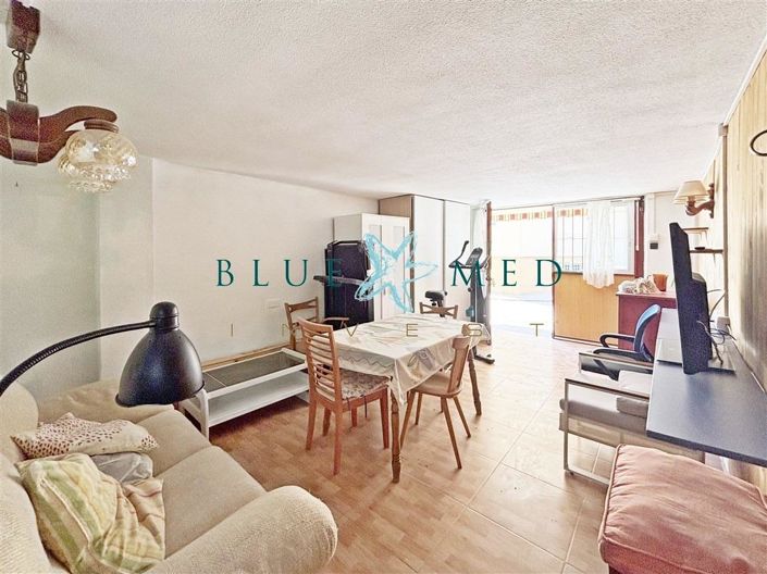 Image No.22-3 Bed Flat for sale