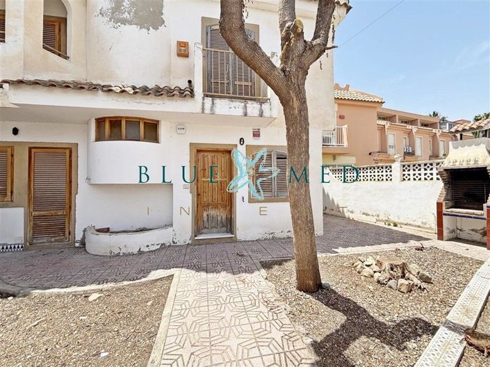 Image No.2-4 Bed Property for sale