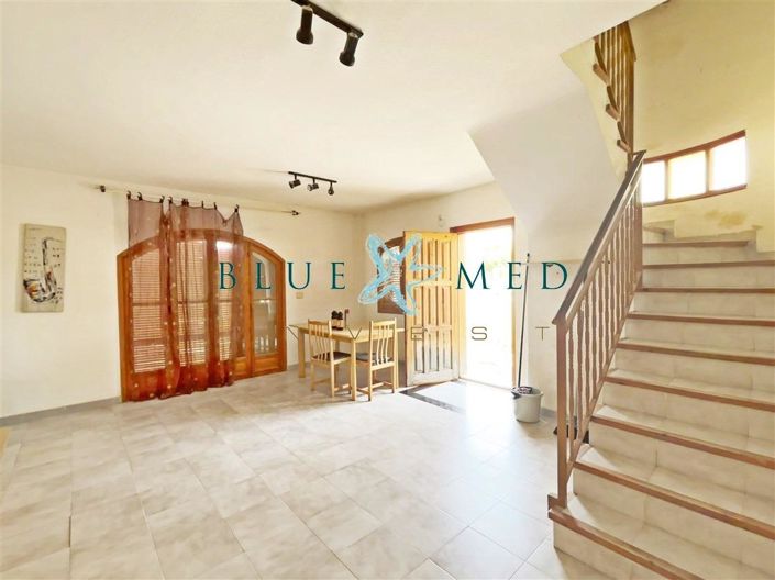Image No.5-4 Bed Property for sale