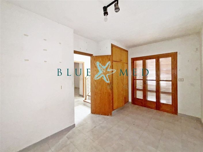 Image No.7-4 Bed Property for sale