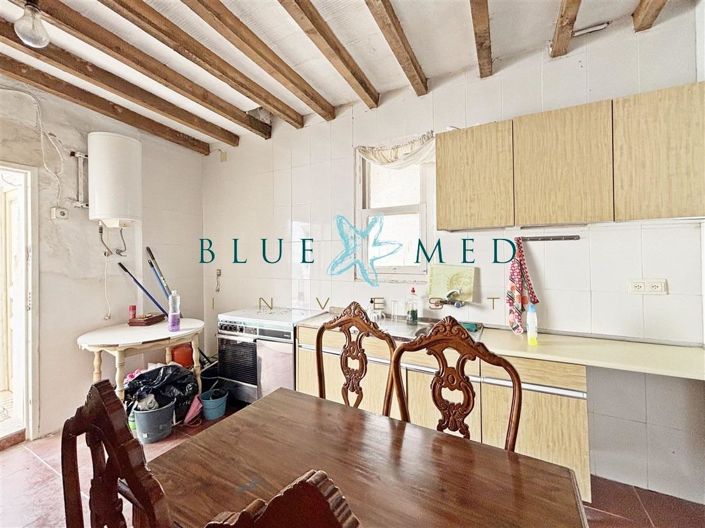 Image No.16-3 Bed Country House for sale