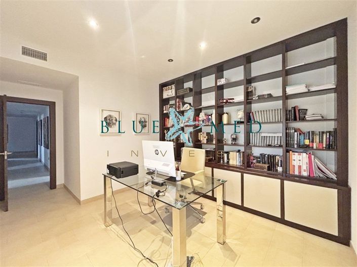 Image No.28-4 Bed Country House for sale